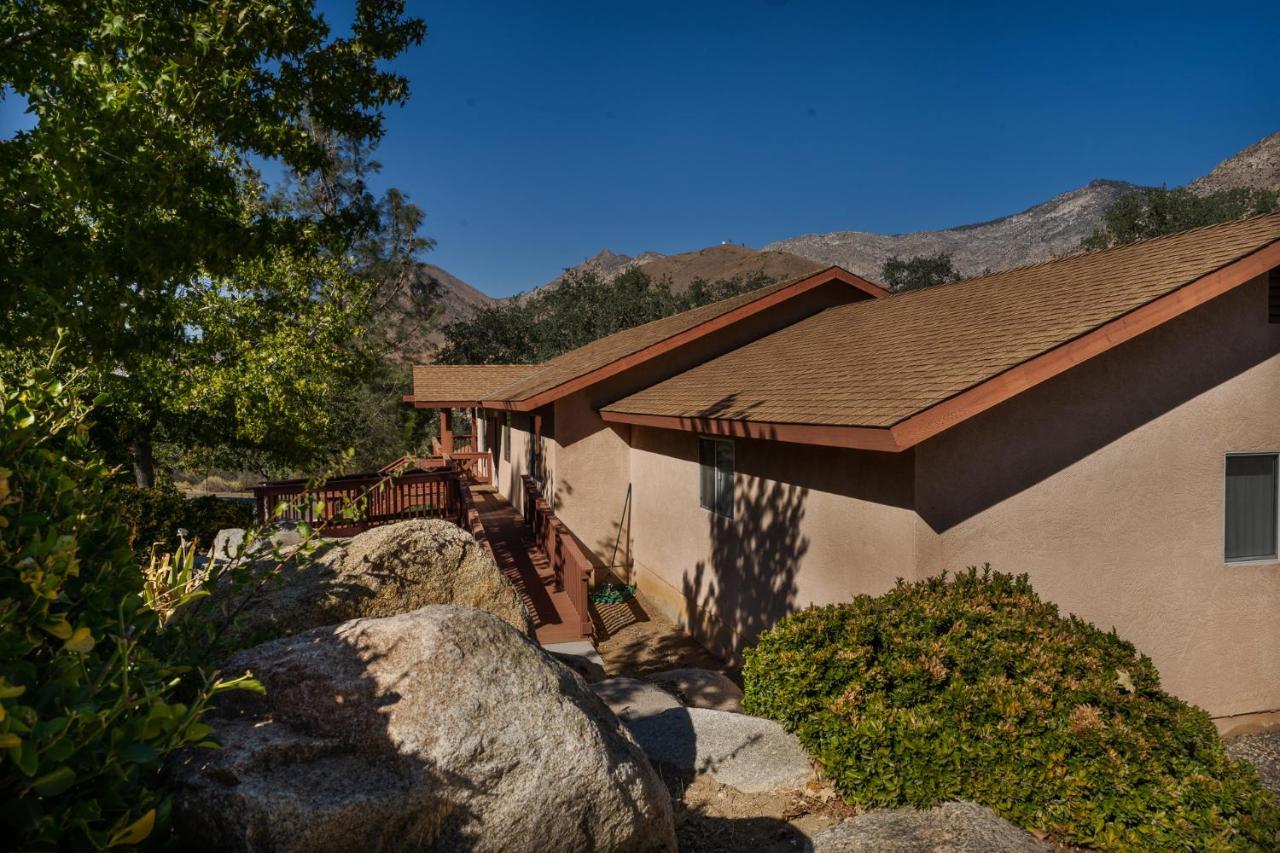 Lazy Squirrel - Cozy Family House With Full Game Room Kernville Esterno foto