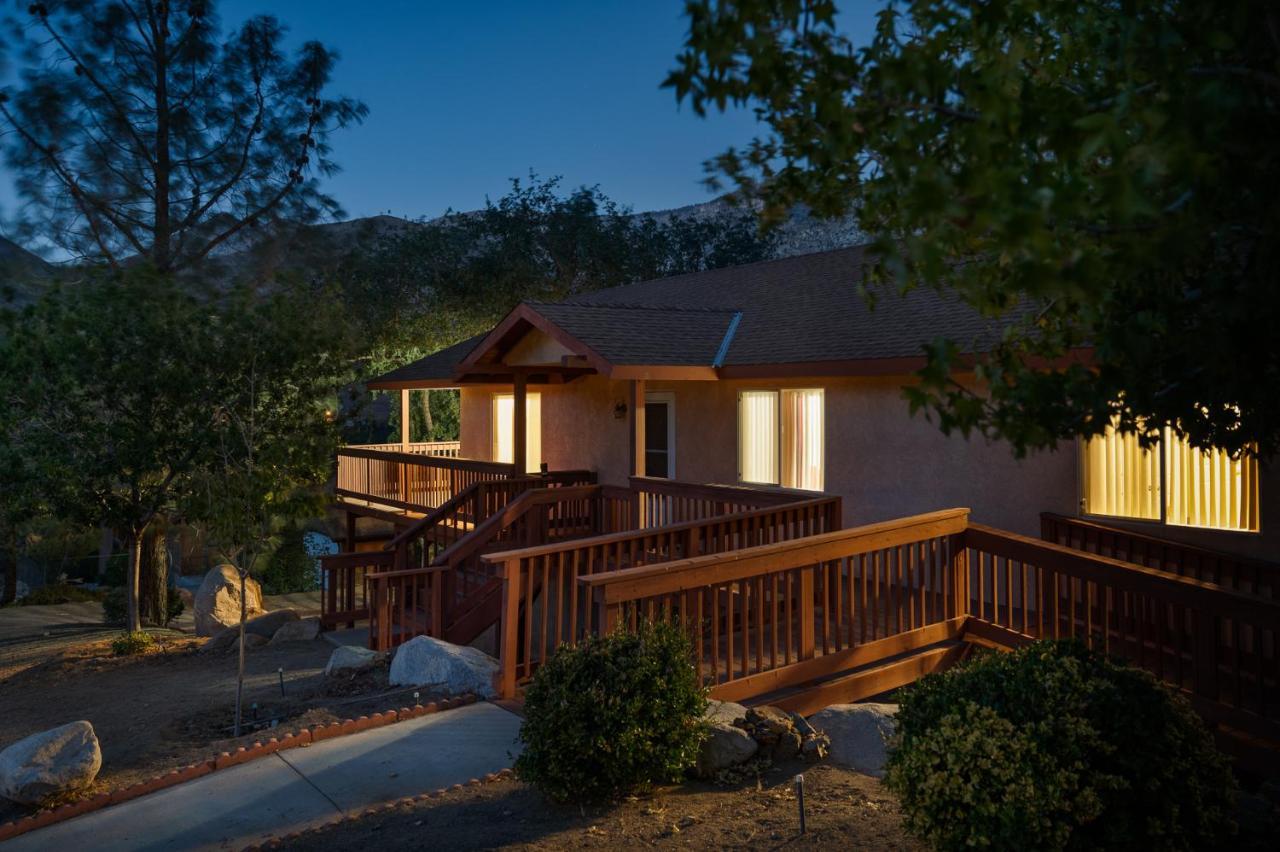 Lazy Squirrel - Cozy Family House With Full Game Room Kernville Esterno foto